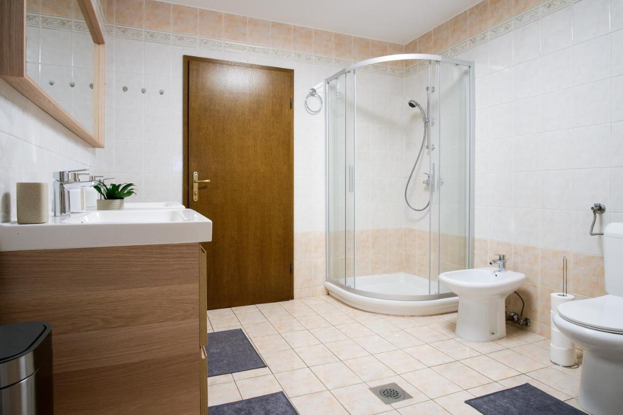 M16 Spacious And Bright Apartment Ljubljana Exterior foto